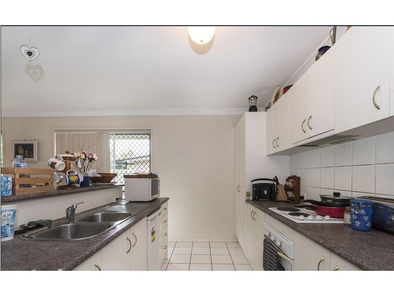 1 CELESTE COURT, Wynnum West QLD 4178