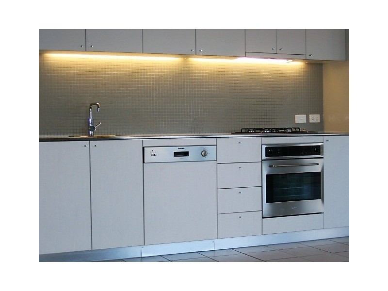 170/38 Skyring Tce, Teneriffe QLD 4005