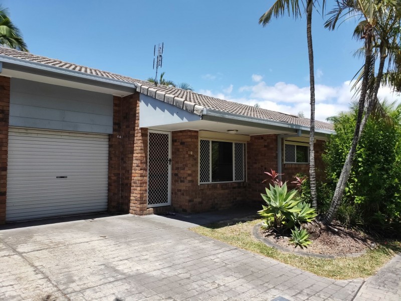 97 EDMUND RICE DRIVE, Southport QLD 4215