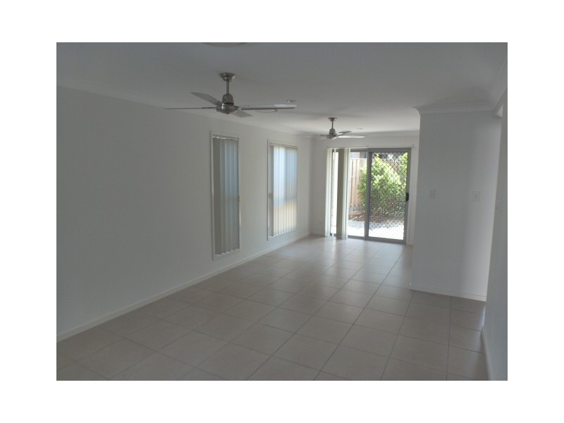 21/86 Carselgrove ave, Fitzgibbon QLD 4018