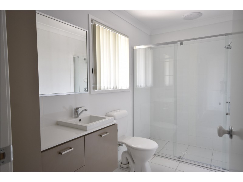 9 Milan Street, Forest Lake QLD 4078