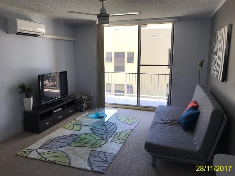 10 72 MARINE PARADE, Southport QLD 4215