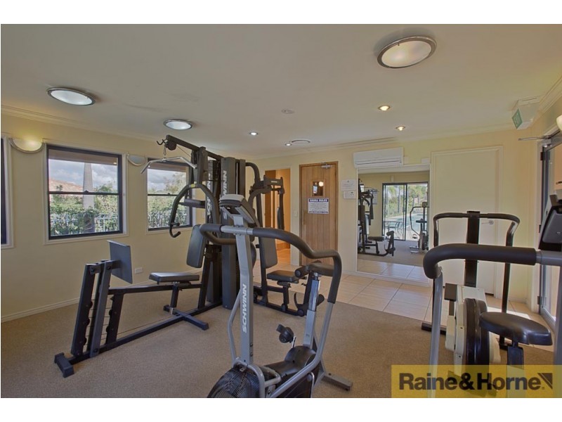 25/4 University Drive, Robina QLD 4226