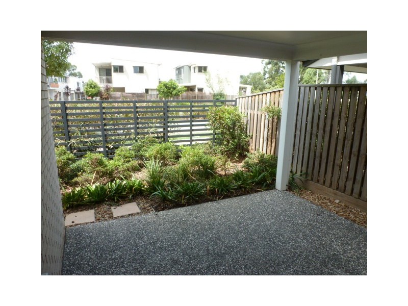 X/86 carselgrove ave, Fitzgibbon QLD 4018