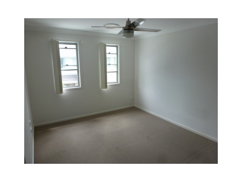 X/86 carselgrove ave, Fitzgibbon QLD 4018