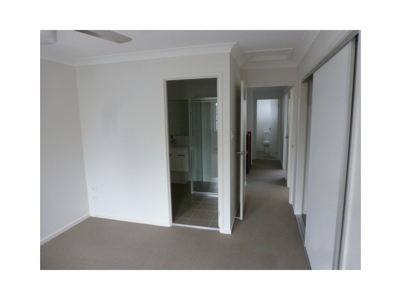 X/86 carselgrove ave, Fitzgibbon QLD 4018