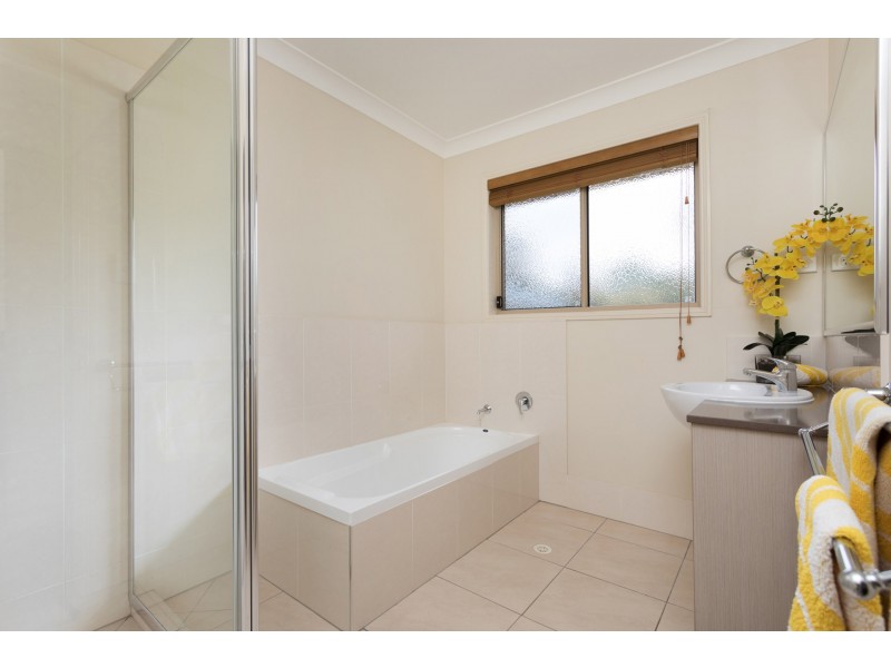 02/40 Hargreaves Road, Manly West QLD 4179