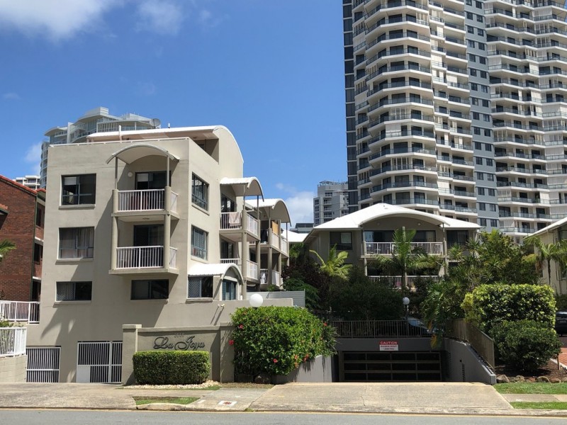 14 3650 MAIN BEACH PARADE, Main Beach QLD 4217