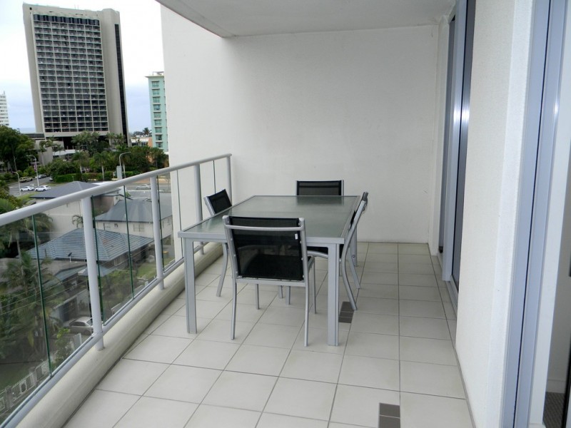 21 CYPRESS AVENUE, Surfers Paradise QLD 4217