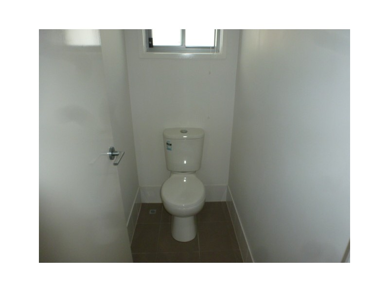 W/86 CARSELGROVE AVENUE, Fitzgibbon QLD 4018