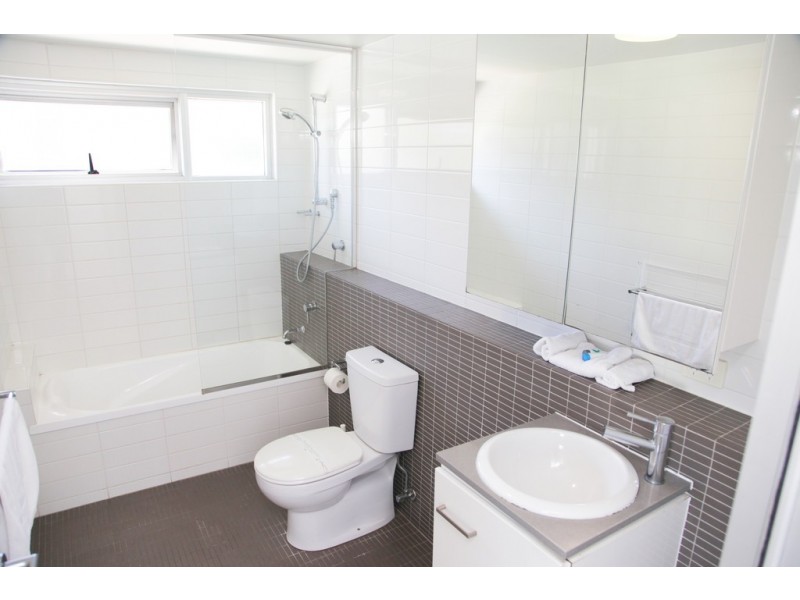 43 89 LAMBERT STREET, Kangaroo Point QLD 4169