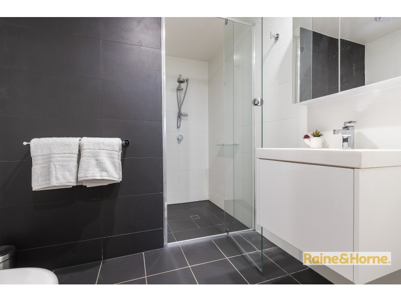 205/65 Hilltop Ave, Chermside QLD 4032