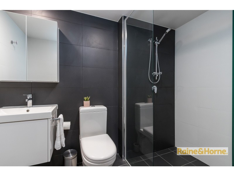 205/65 Hilltop Ave, Chermside QLD 4032