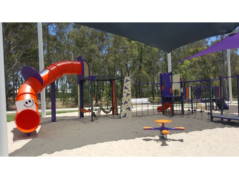 11 Rachow Street, Thornlands QLD 4164