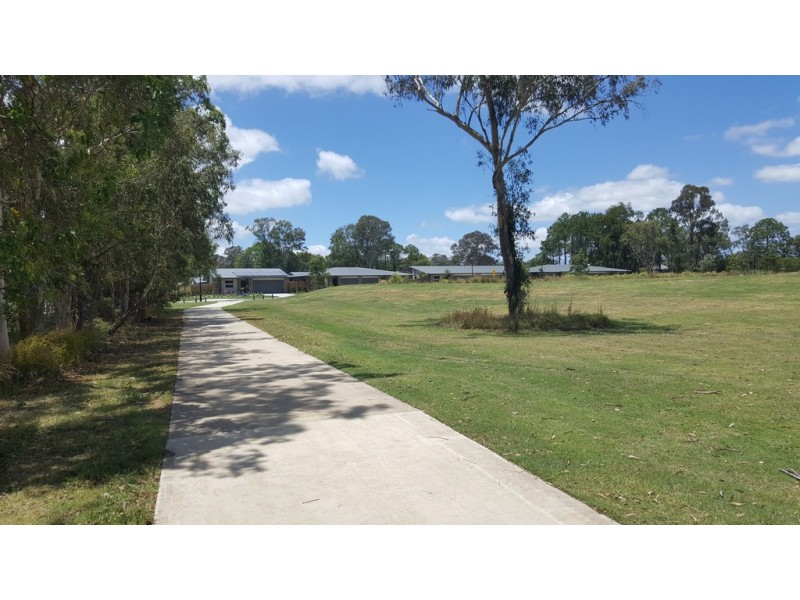 11 Rachow Street, Thornlands QLD 4164