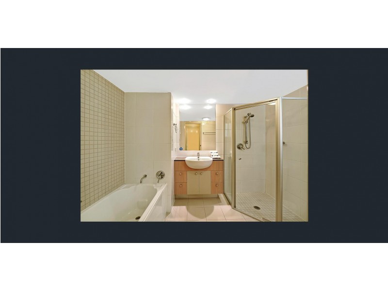 21 cypress ave, Surfers Paradise QLD 4217