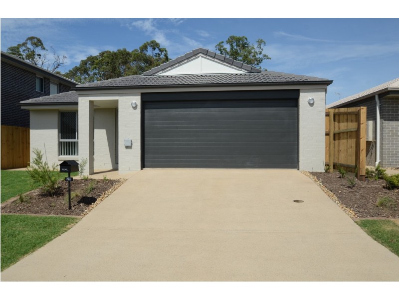 28 Claussen St, Browns Plains QLD 4118