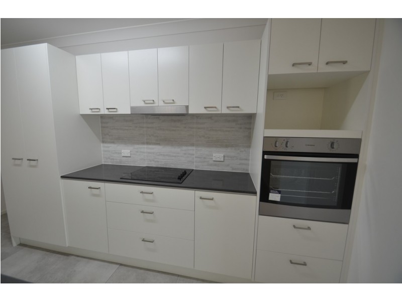 28 Claussen St, Browns Plains QLD 4118