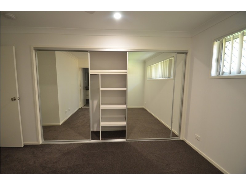 28 Claussen St, Browns Plains QLD 4118