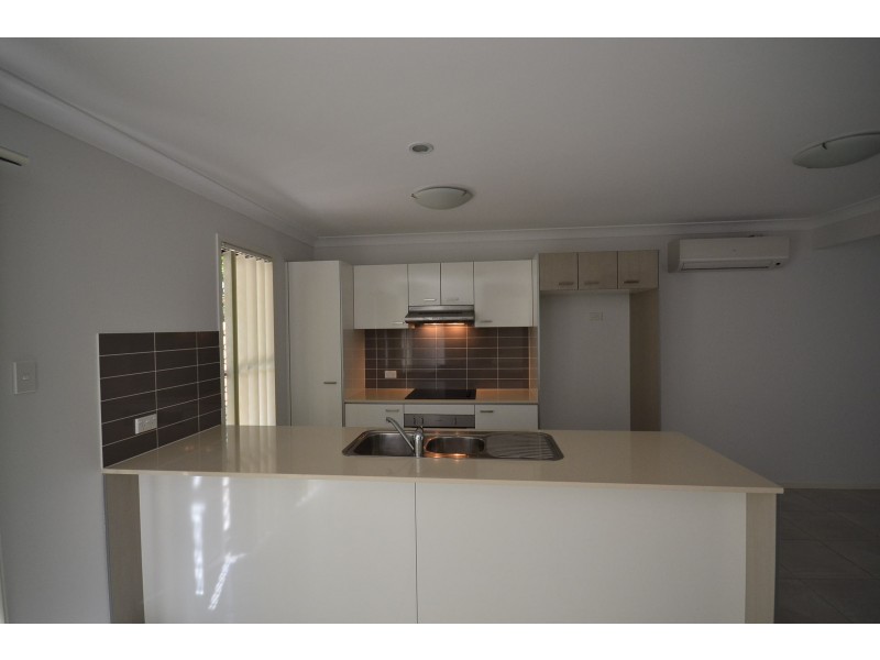 9 Milan Street, Forest Lake QLD 4078