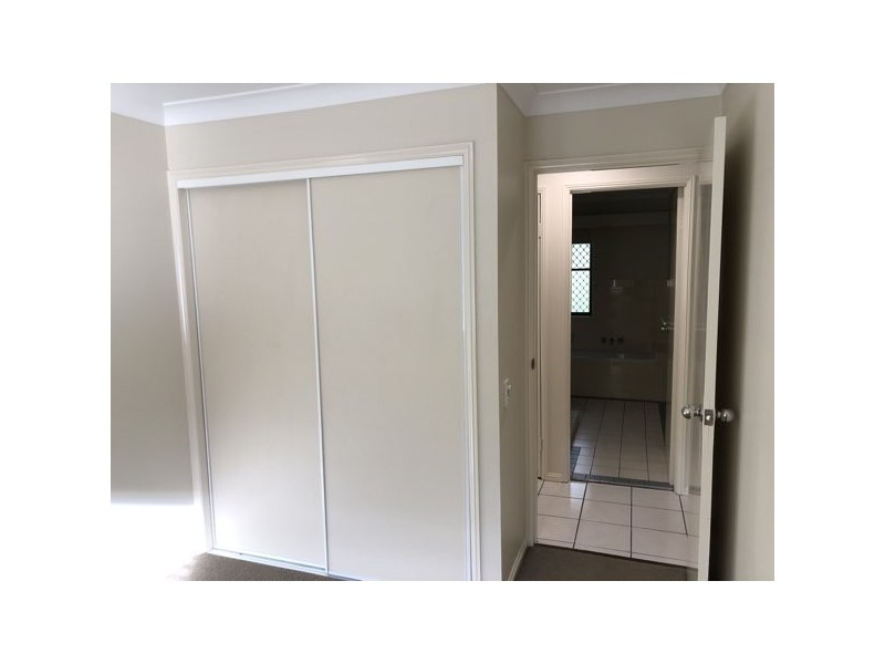 36 18 BATCHWORTH ROAD, Molendinar QLD 4214