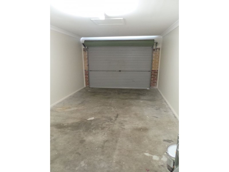 36 18 BATCHWORTH ROAD, Molendinar QLD 4214