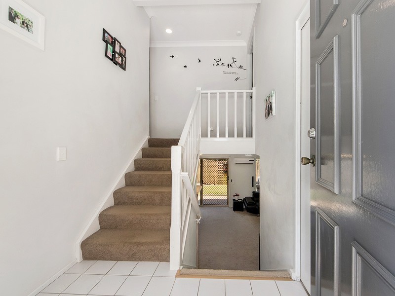 9 757 ASHMORE ROAD, Molendinar QLD 4214