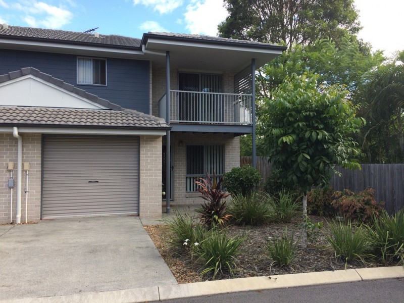 23 Blackwell, Hillcrest QLD 4118