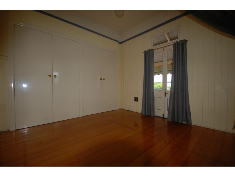 31 Price Street, Oxley QLD 4075