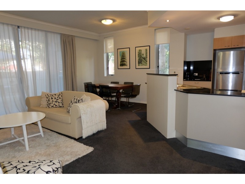 21 CYPRESS AVENUE, Surfers Paradise QLD 4217