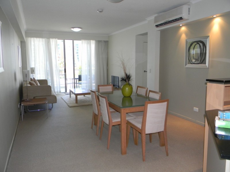 21 CYPRESS AVENUE, Surfers Paradise QLD 4217
