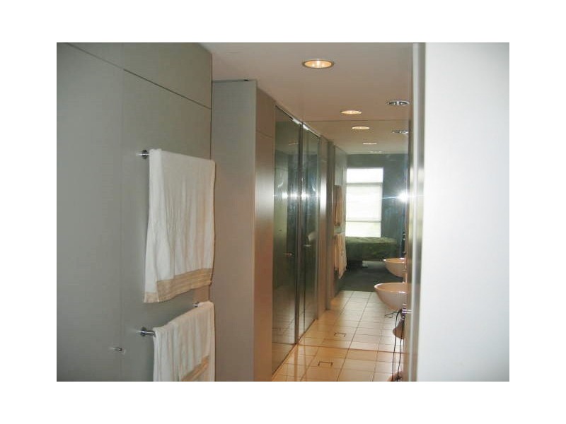 270/38 Skyring Tce, Teneriffe QLD 4005
