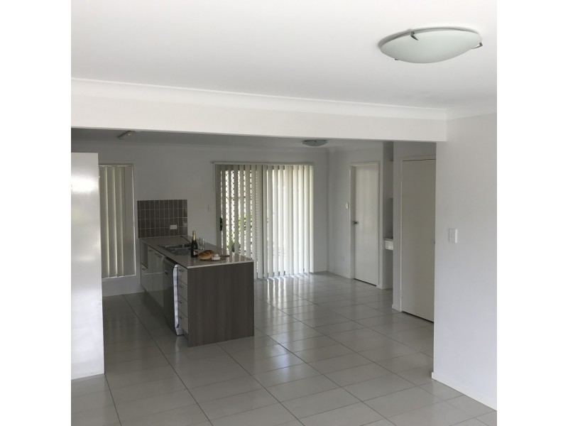 23 Blackwell, Hillcrest QLD 4118