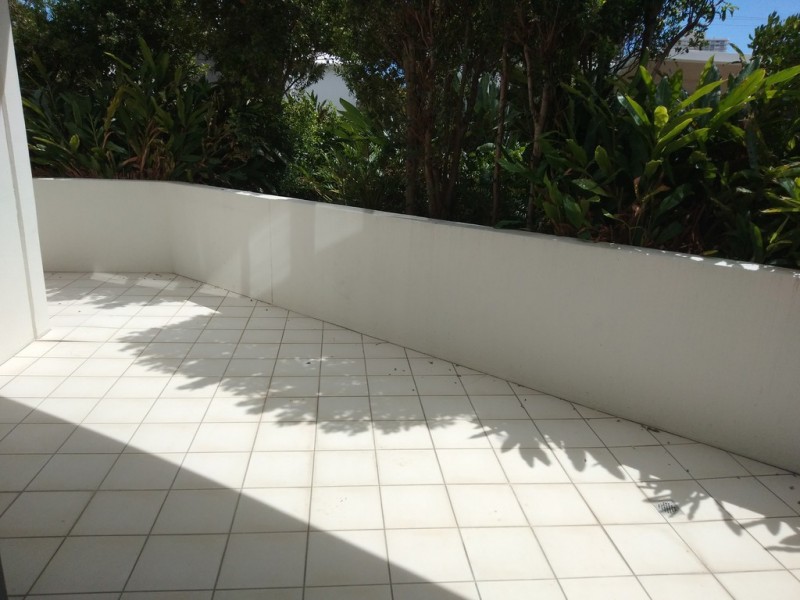 21 CYPRESS AVENUE, Surfers Paradise QLD 4217