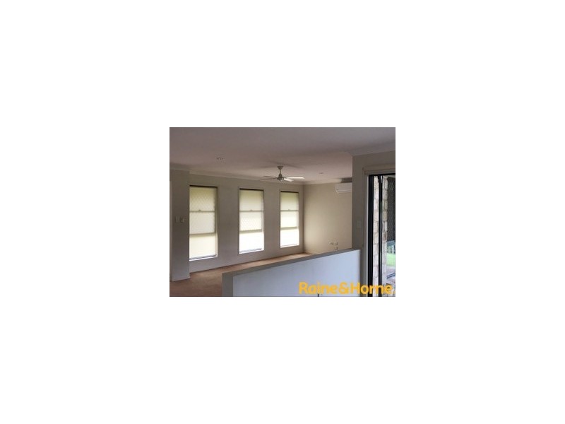 18 Roe Street, Upper Coomera QLD 4209