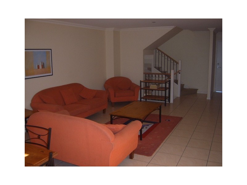 105C/4 University Drive, Robina QLD 4226