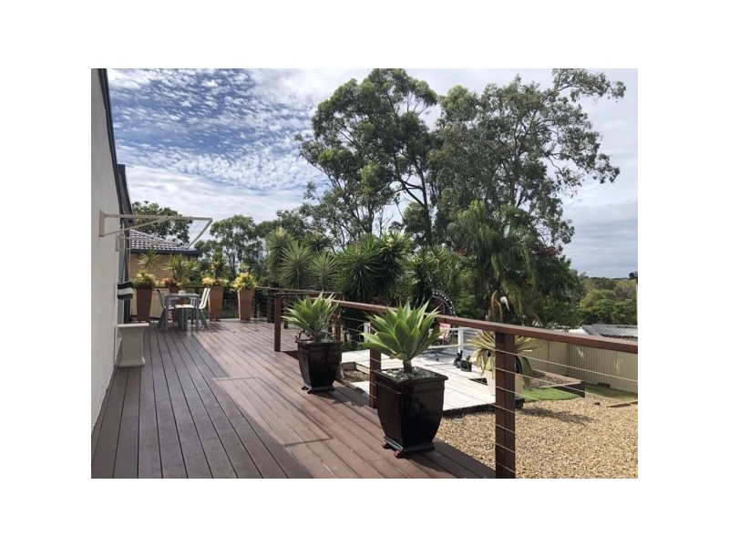 6 LAVINIA STREET, Southport QLD 4215