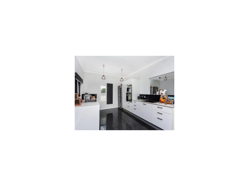 13 CHATHAM STREET, Margate QLD 4019