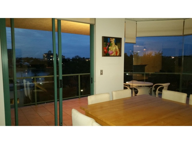 7/10 Park Avenue, Kangaroo Point QLD 4169