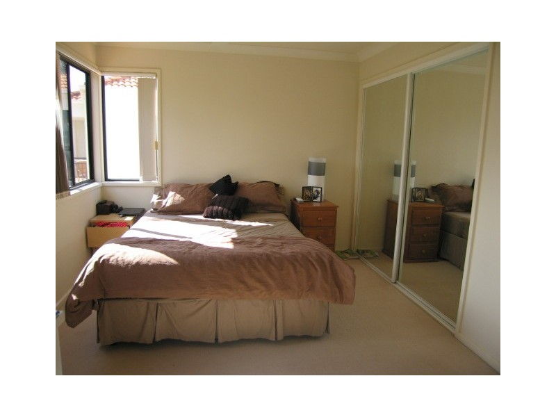 Hope Island QLD 4212