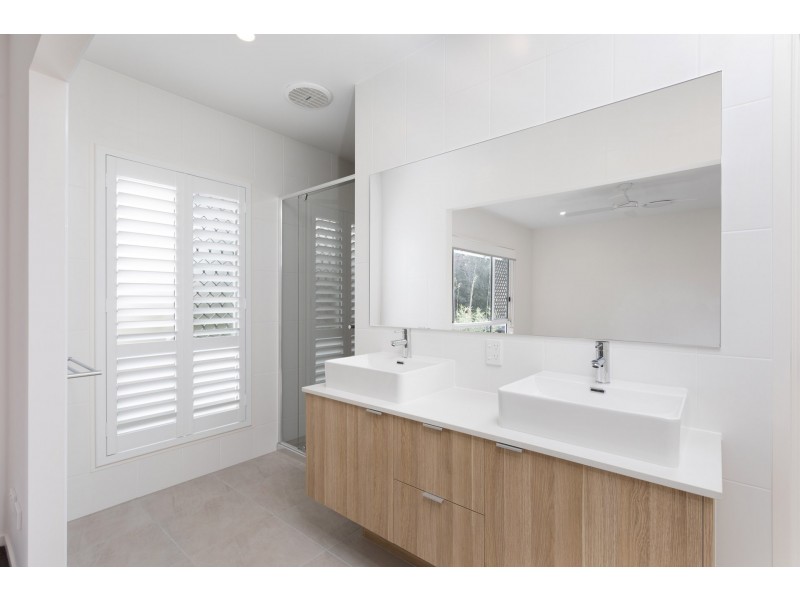 29 Carnation Street, Wynnum QLD 4178