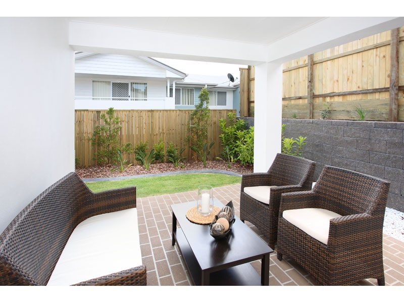 9 Lachlan Drive, Wakerley QLD 4154