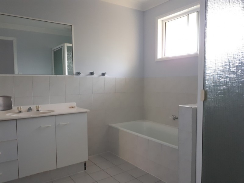 47/97 EDMUND RICE DRIVE, Southport QLD 4215