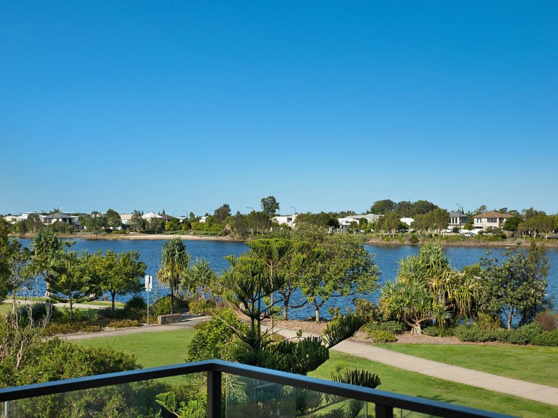 Unit 19/65-67 Regatta Blvd, Birtinya QLD 4575