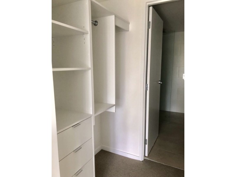 503/30 Brighton Parade, Southport QLD 4215