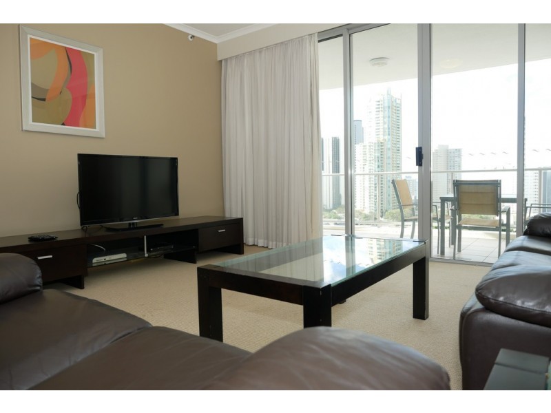 21 CYPRESS AVENUE, Surfers Paradise QLD 4217