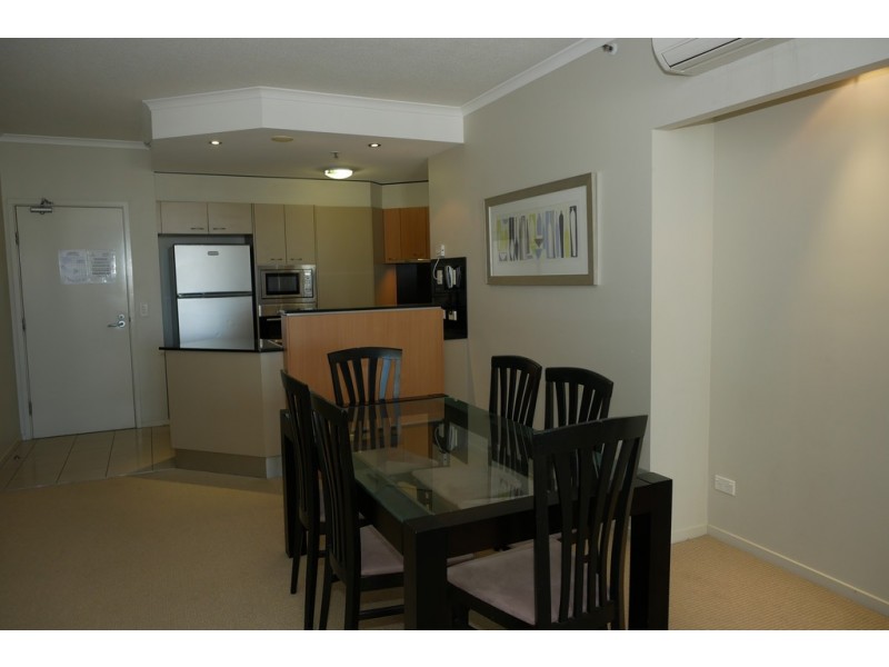 21 CYPRESS AVENUE, Surfers Paradise QLD 4217