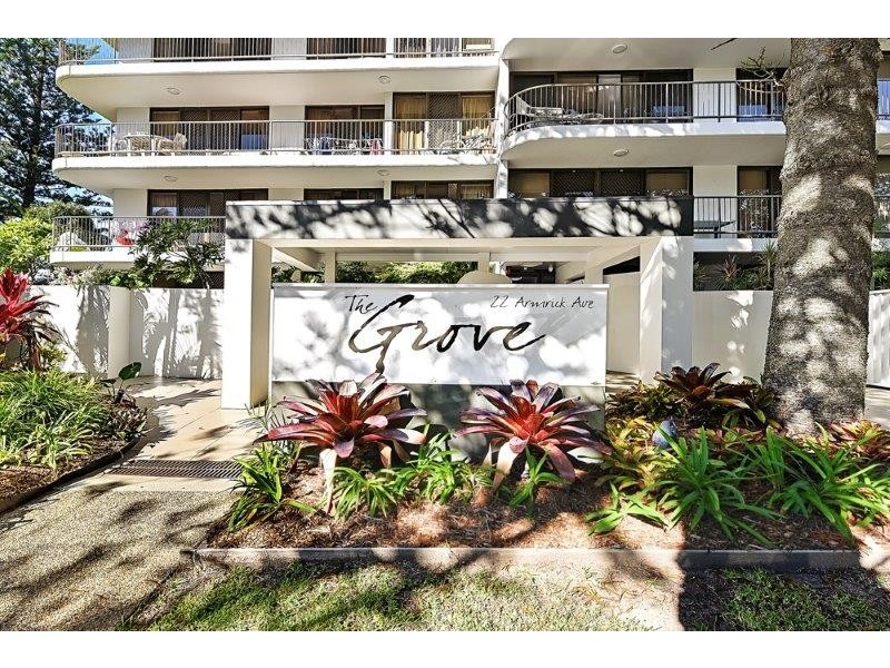 11/22 Armrick Ave, Broadbeach QLD 4218