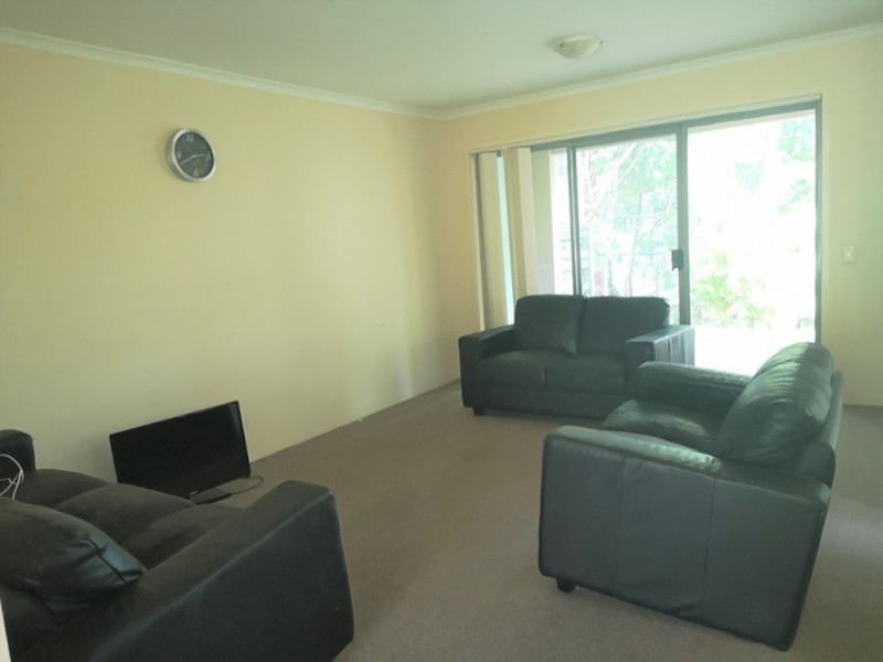 5/1 University Dr, Robina QLD 4226