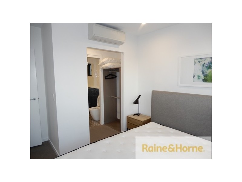 303 / 616 Main Street, Kangaroo Point QLD 4169